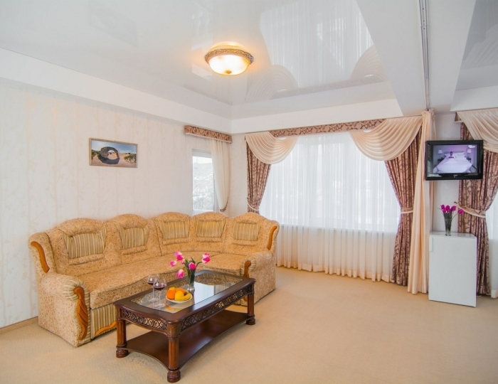 Lux mountain view 2-местный - Отель «Камелот» Малореченское