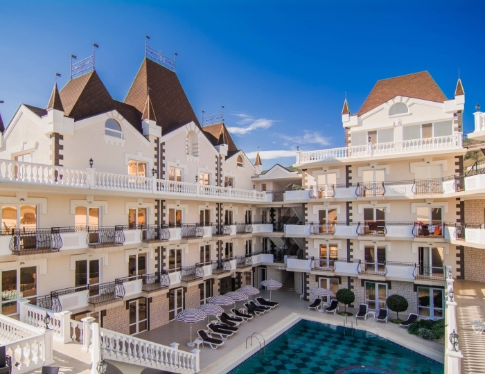 Отель «Камелот» Малореченское