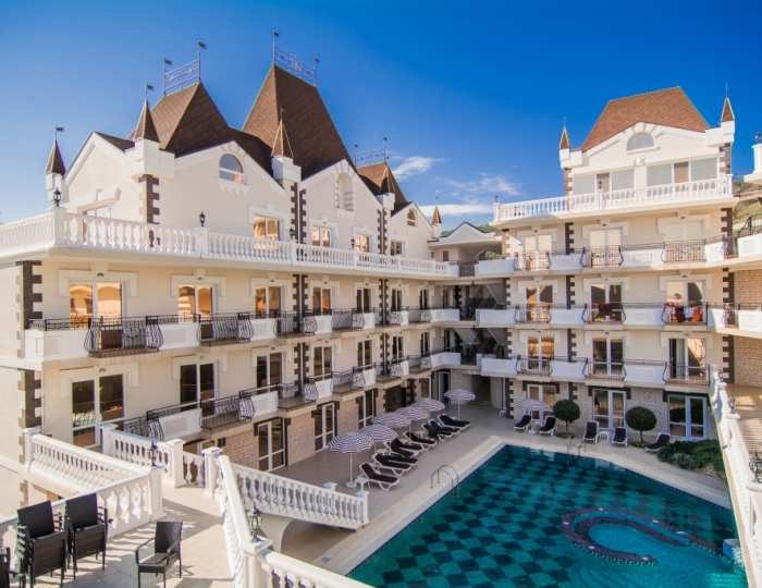 Отель «Камелот» Малореченское