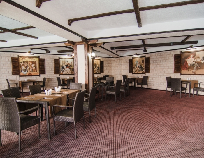 Рестораны и бары - Отель «Камелот» Малореченское