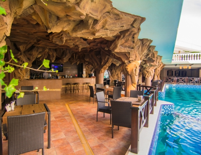 Рестораны и бары - Отель «Камелот» Малореченское