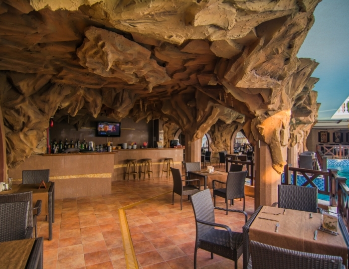 Рестораны и бары - Отель «Камелот» Малореченское